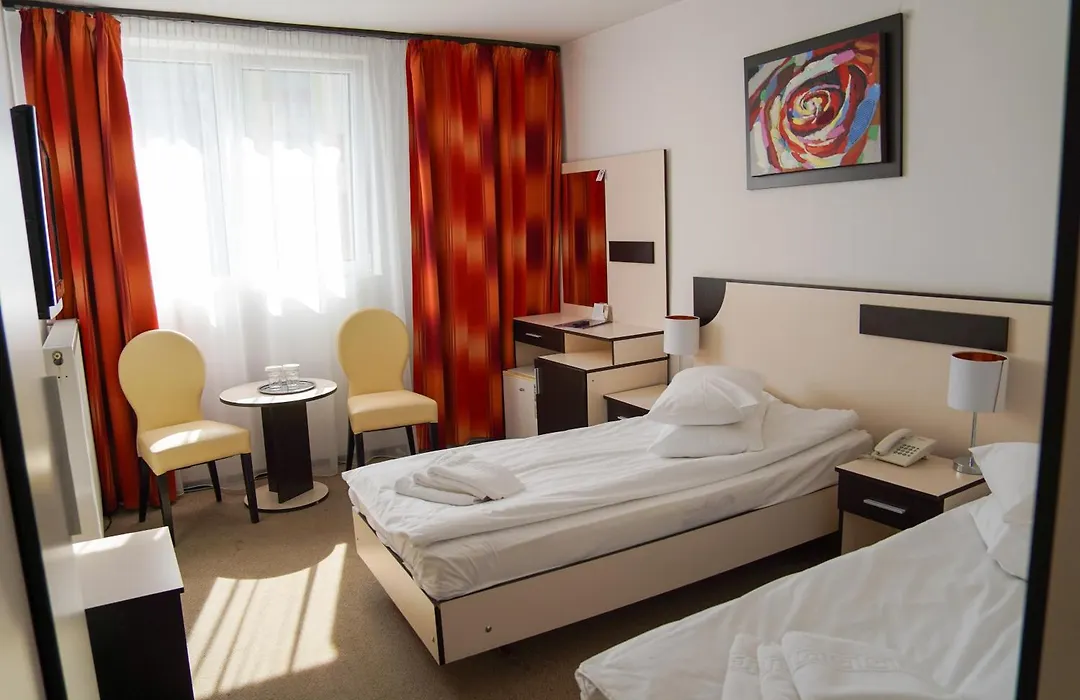 Complex Balnear Covasna-1