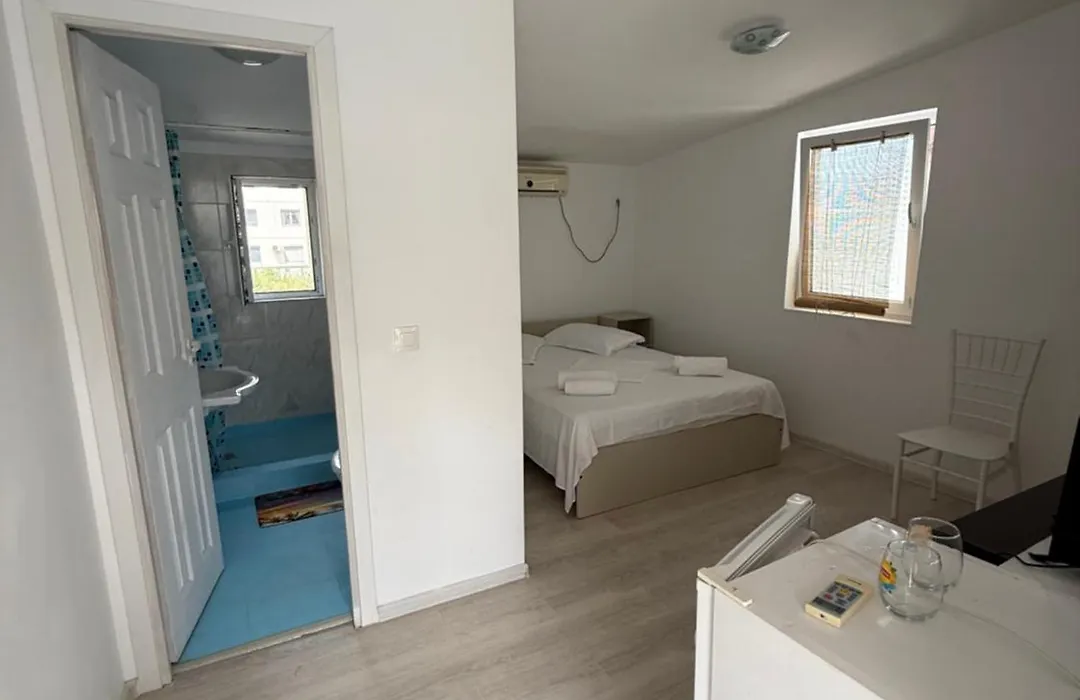 Pensiunea Promenada Mamaia Nord-1