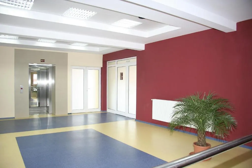 Hotel Bradul-1