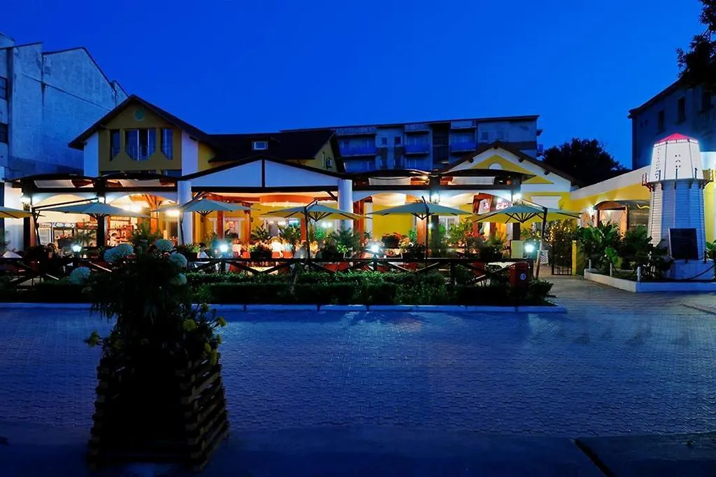 Casa Coral Sulina-1