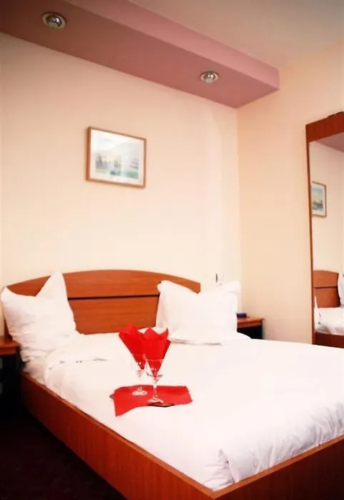 Capitol Hotel-1
