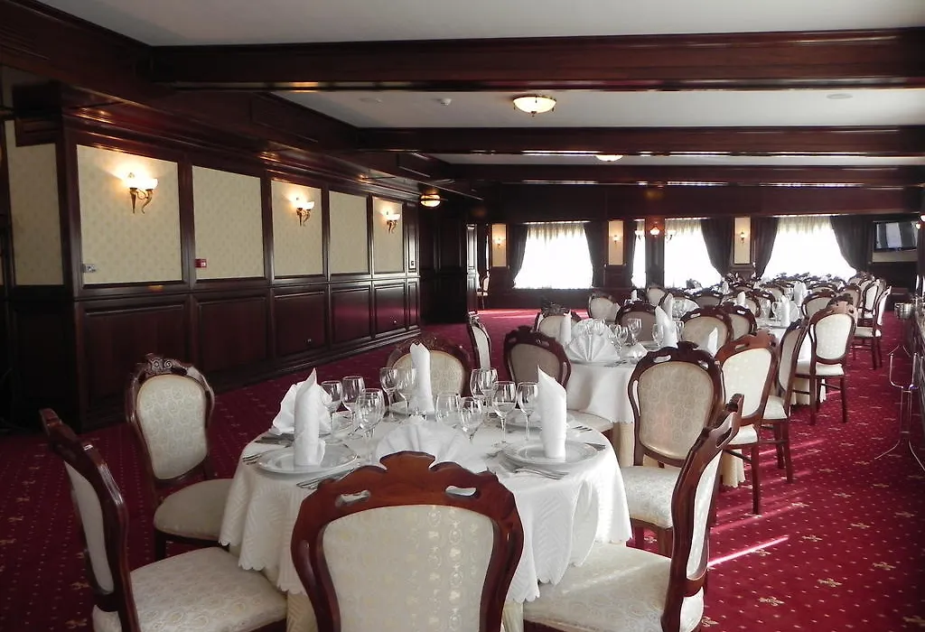 Hestia Hotel-1