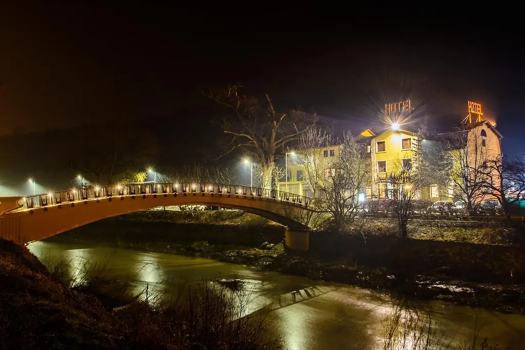 Hotel Codrişor-1