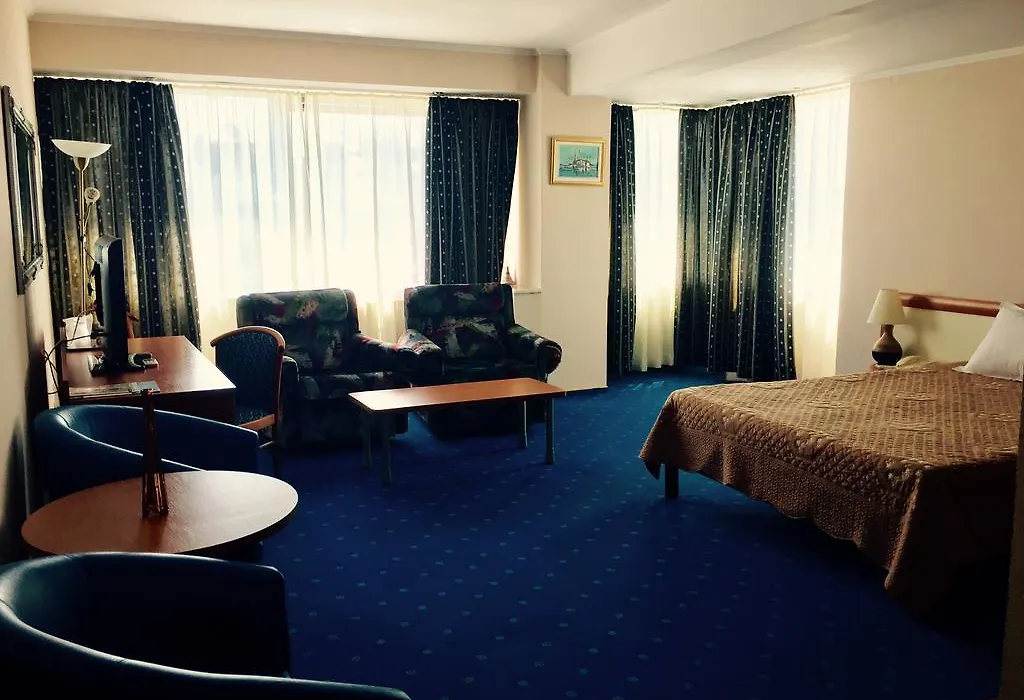 Hotel Millenium-1