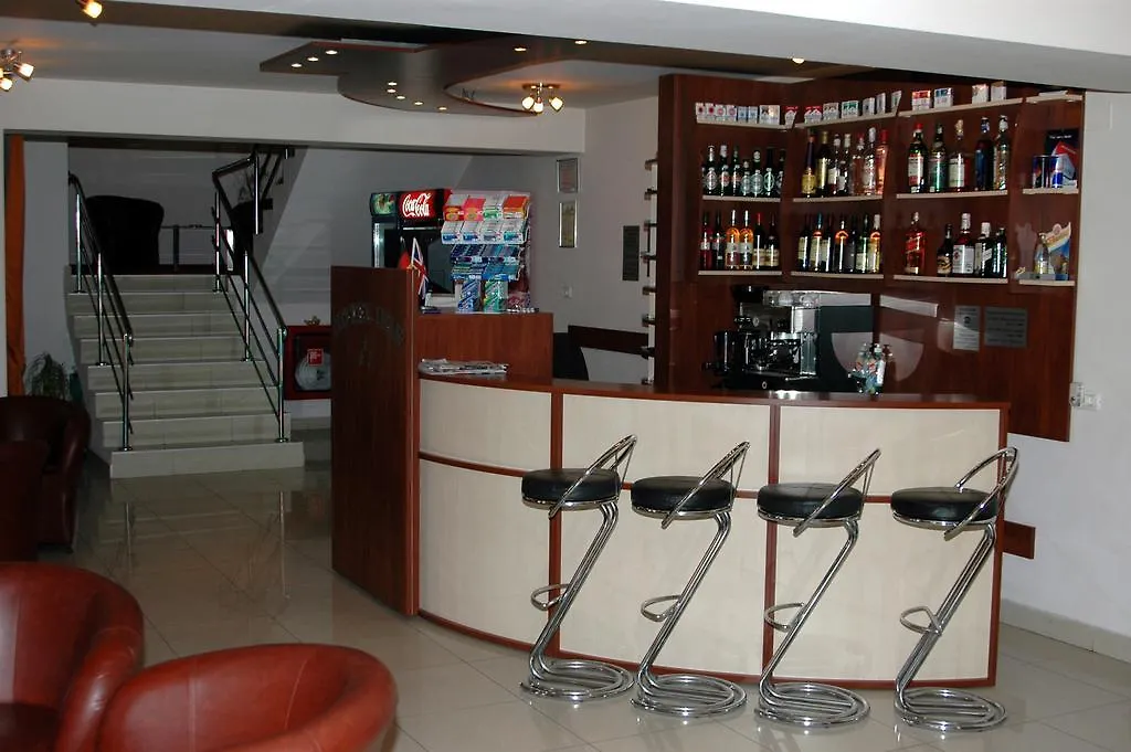 Hotel Iris-1