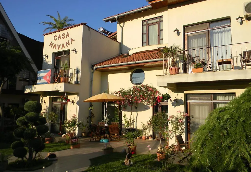 Casa Havana (Adults Only)-1