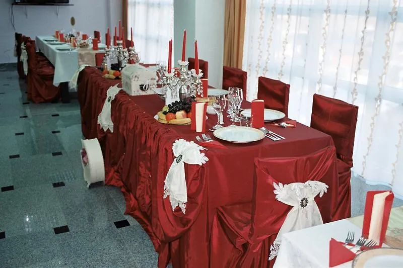 Hotel Vacanța-1