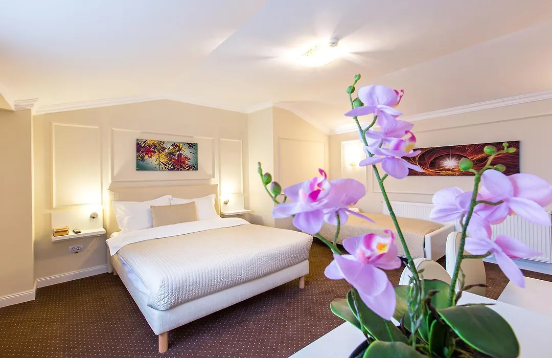 Prestige Hotel-1