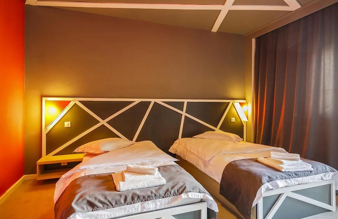 Net Hotel Pitesti-1