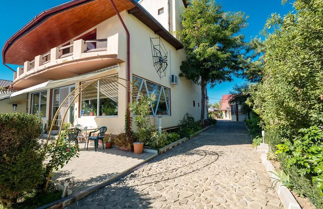 Pension Motanul Galanton-1