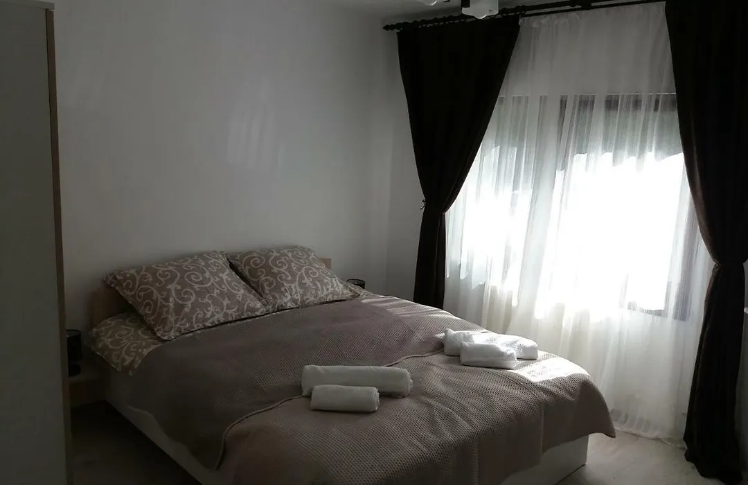 Mario Apartament Regim Hotelier-1