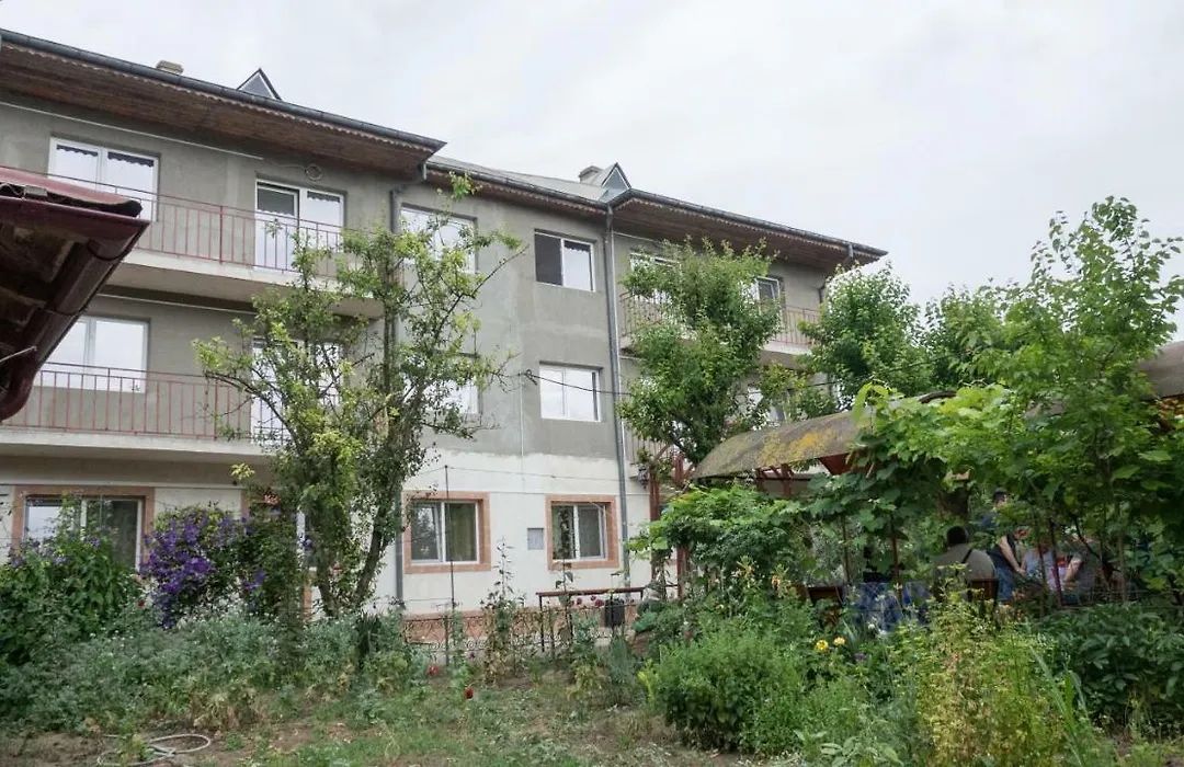 Casa din Gradina-1