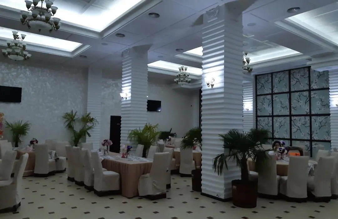 Hotel Ro&Mario Barlad-1