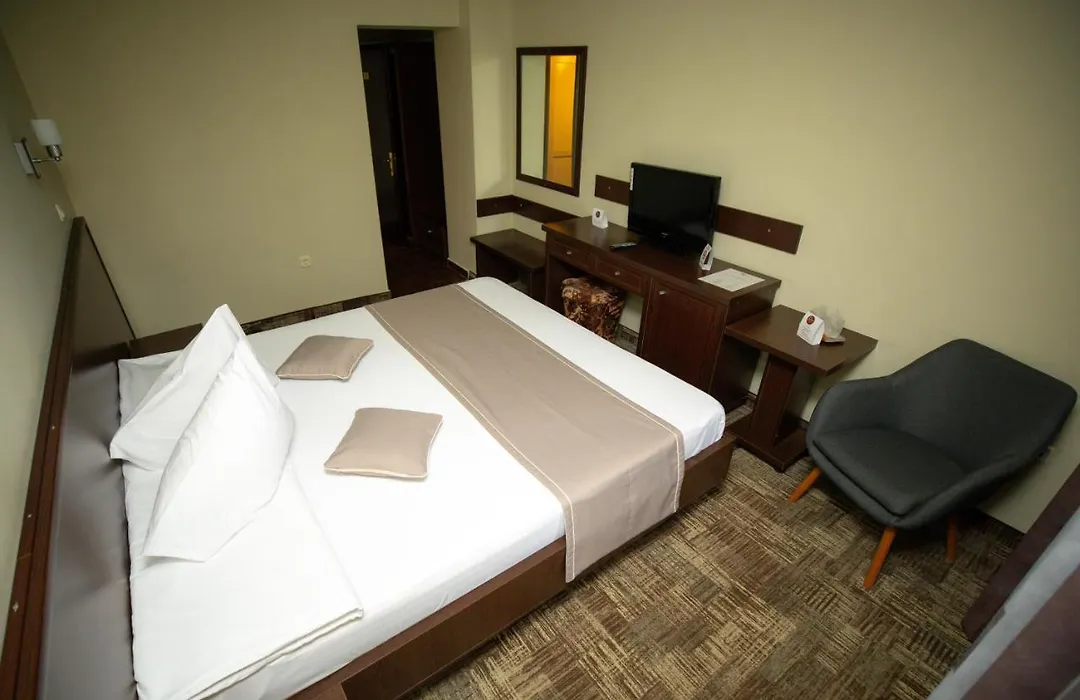 Hotel Select Slobozia-1