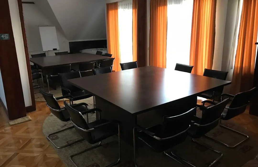 Cabana Izvoarele Doftanei-1