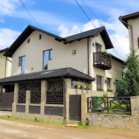 Black Valley House-2