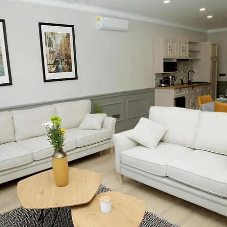 Central Boutique Apartments-2