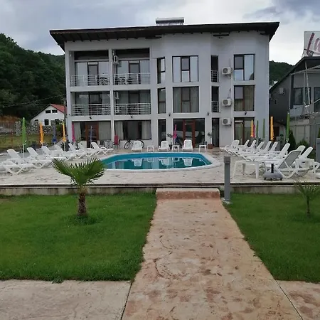 Vila Hercules-2