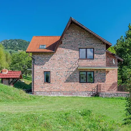 Casa de Cărămidă-2
