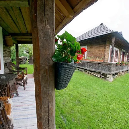Casa Povestilor din Bucovina-2