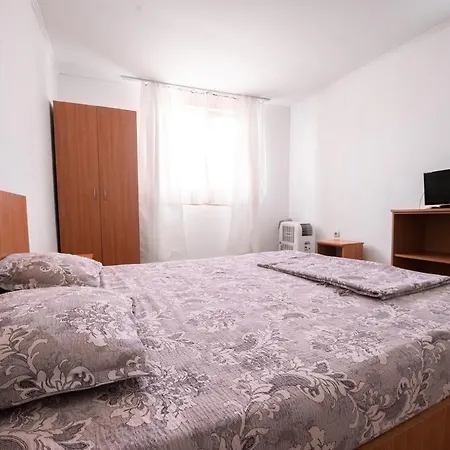 Pensiunea Faleza-2