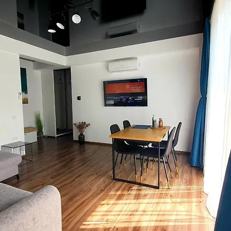 Nomad Mamaia Nord-3