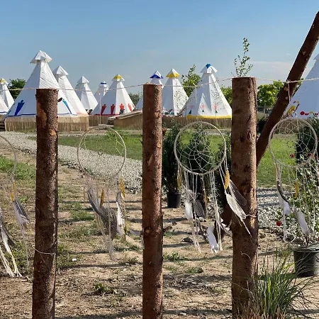 Teepee Corbu-2