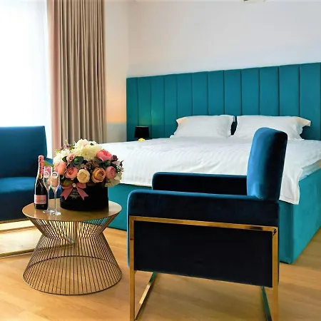 Hotel Glory-3
