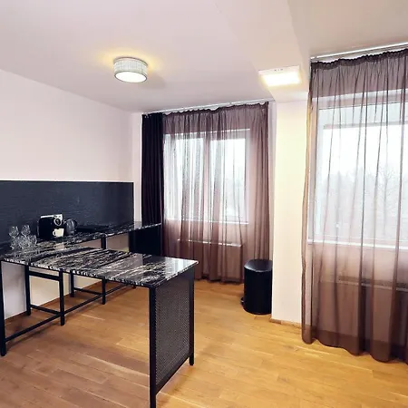 Living In Aparthotel-2