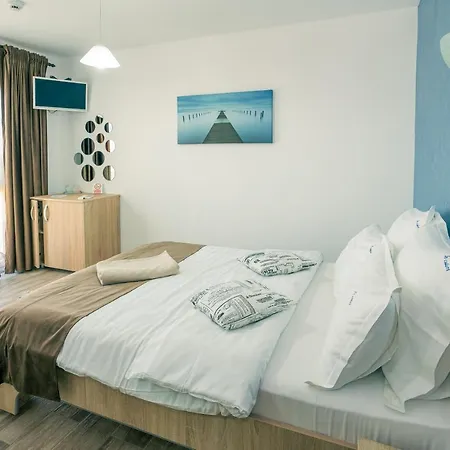 Casa in Culori Vama Veche-2