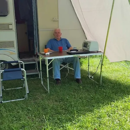 camping aviator, numai TEREN, campare pentru rulote autorulote PERSONALE, Campingul nu are rulote !!! Busteni-3