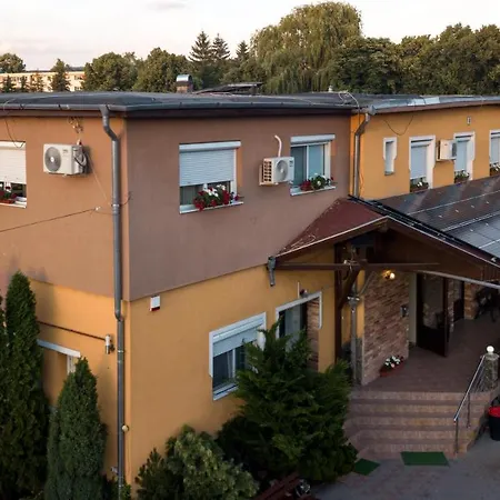 Hotel Tranzit-3