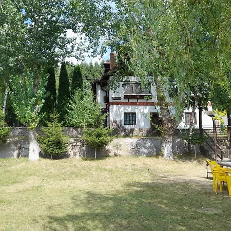 Pensiunea Trei Ponei-3