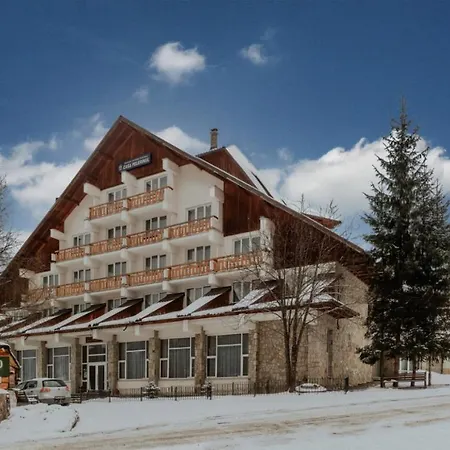 Hotel Casa Pelerinul-2