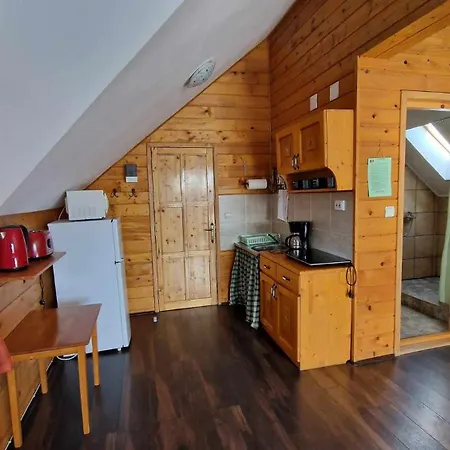 Alpine Escape Studios-2