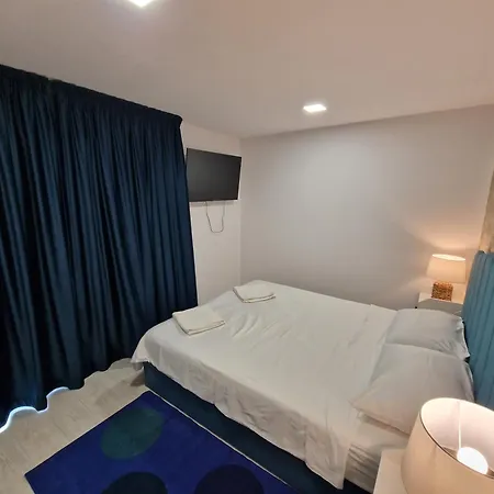 Alex Residence-3