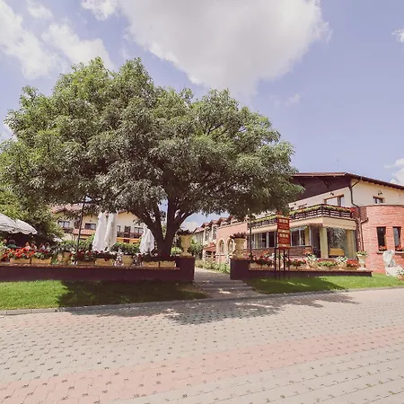 C&C Karo Resort-3