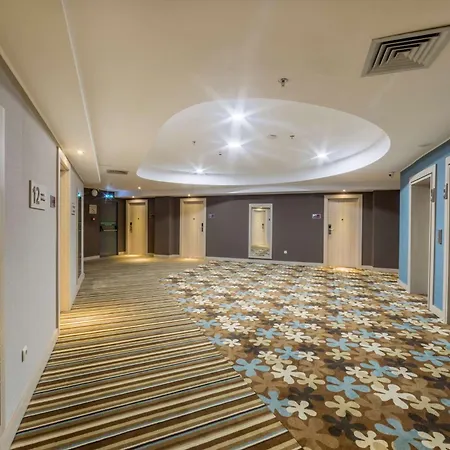 Hampton By Hilton Iasi-2