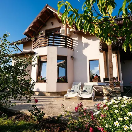 Casa Dora-2