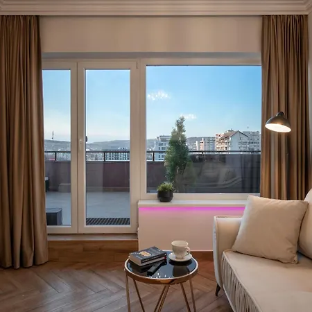 The Episode - Jacuzzi Penthouses-3