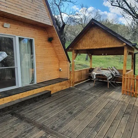 Cabana din livada-3