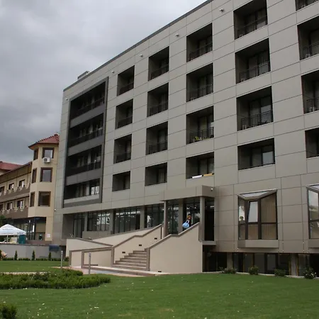 Hotel President-2