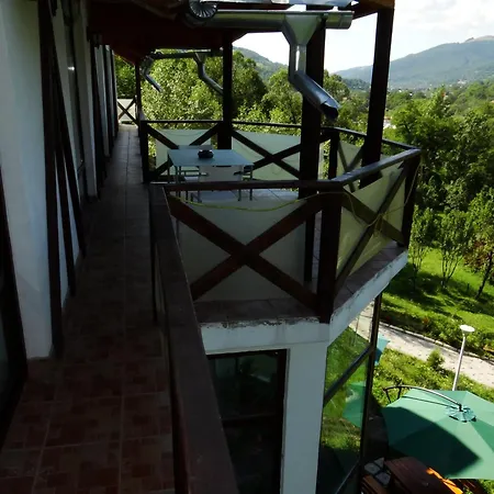 Pensiunea Cabana Veverita Valea Doftanei-2