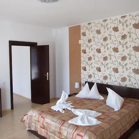 Hotel Boutique Garden Resort By Brancoveanu-3