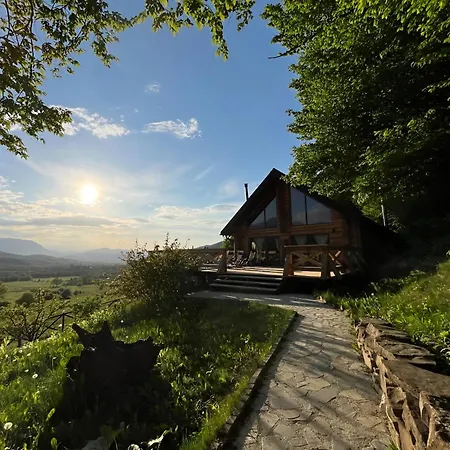 Green Cottage-2