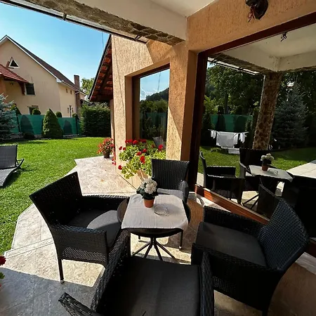 Casa Larisa-3