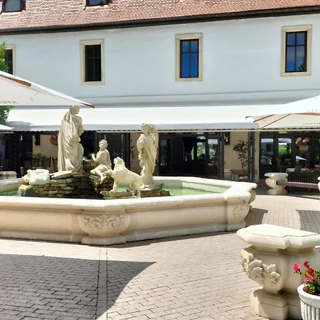 Hotel Medieval-2