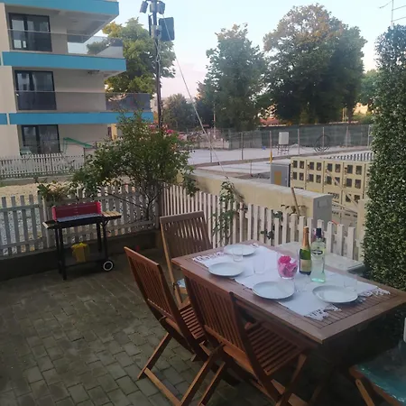 Studioul vacanțelor din Saturn-3