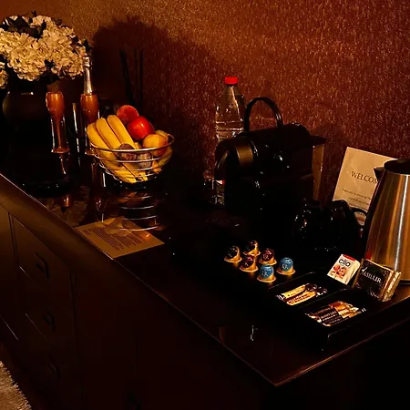 The Residence Central Jacuzzi Boutique (Adults Only)-2