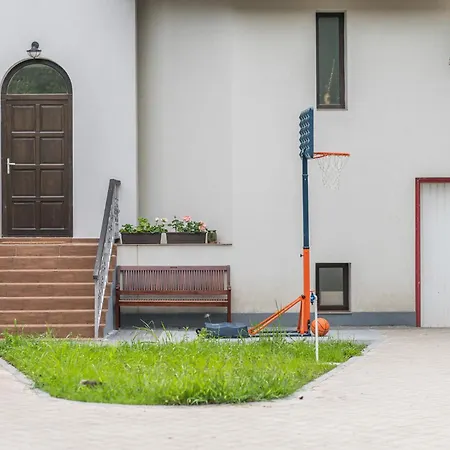 Casa din Plai-2